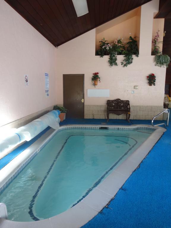 Boulder Lodge Джун Лейк Екстериор снимка