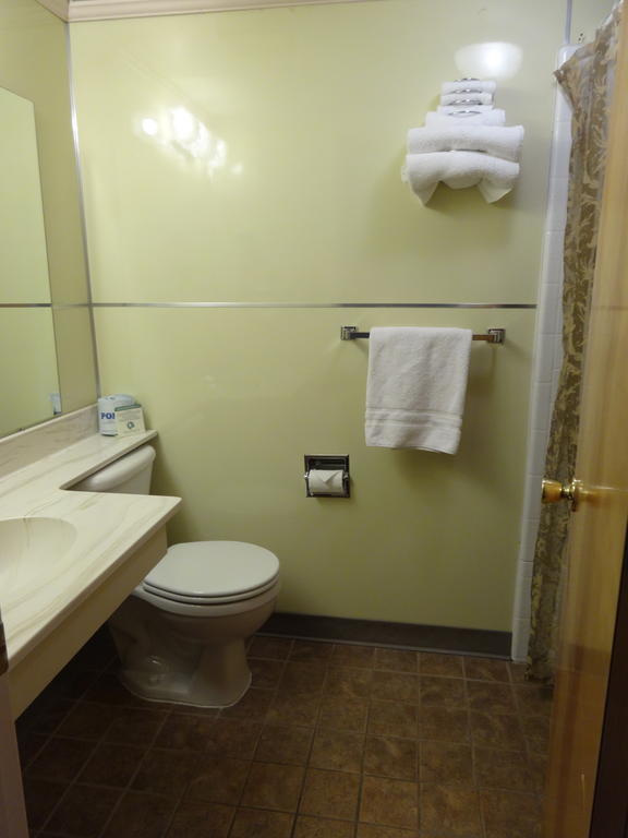 Boulder Lodge Джун Лейк Стая снимка