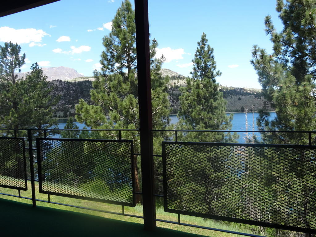 Boulder Lodge Джун Лейк Стая снимка