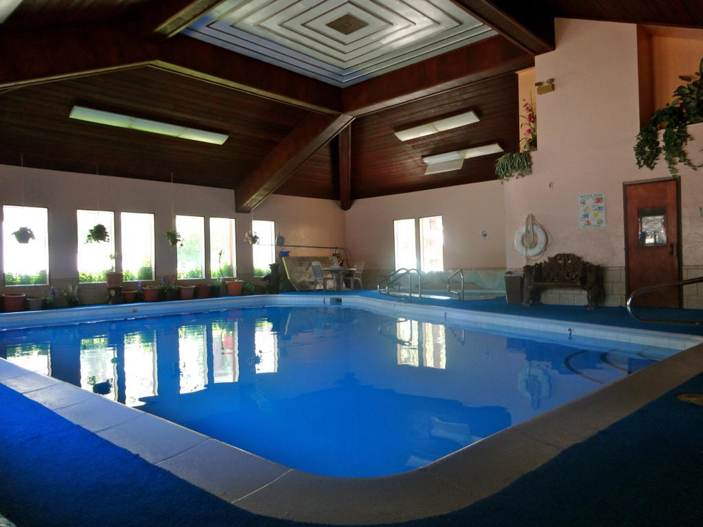 Boulder Lodge Джун Лейк Екстериор снимка